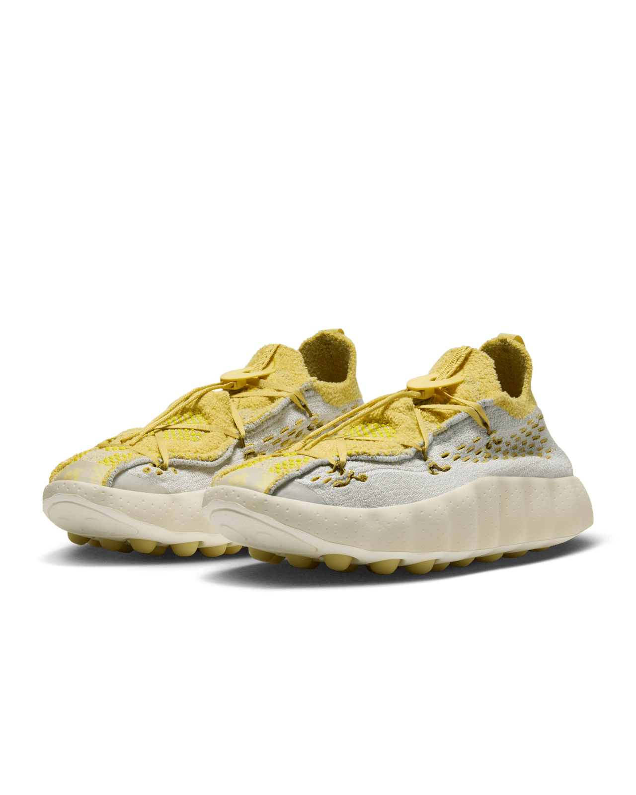 NIKE公式】Mind 002 'Light Bone and Saturn Gold' (IR2176-003) 発売
